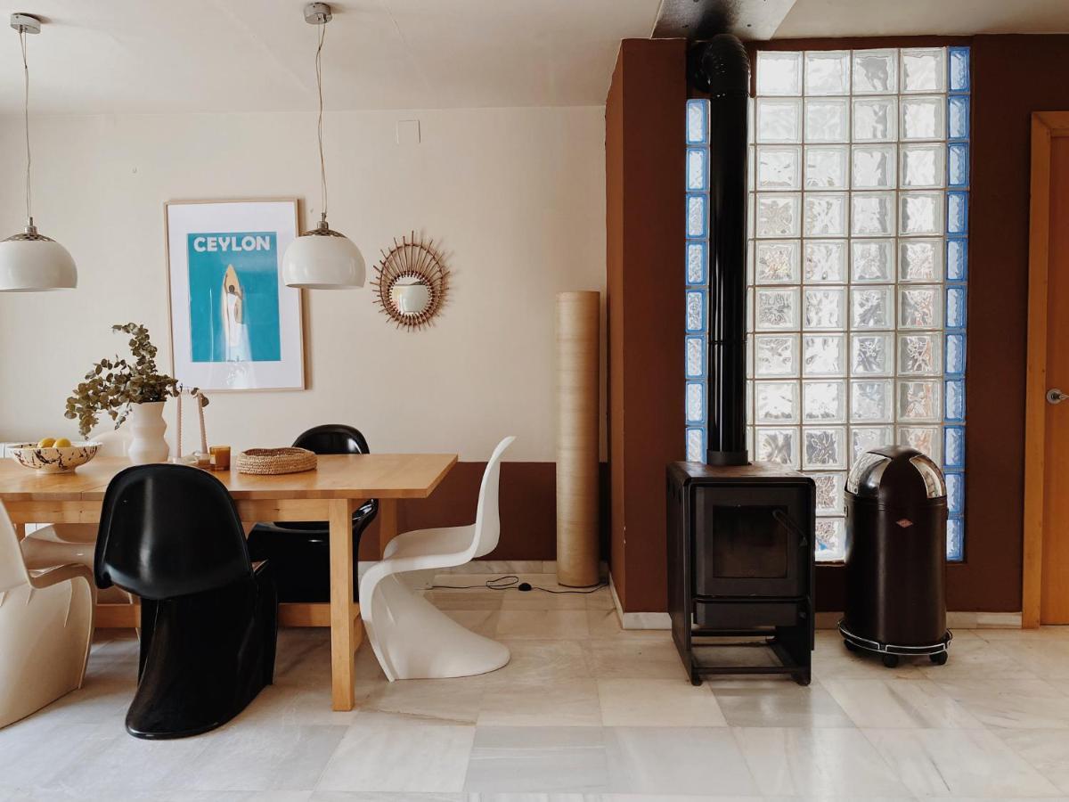 Cool Loft In The Old Town With Rooftop Terrace And Fireplace Appartamento *